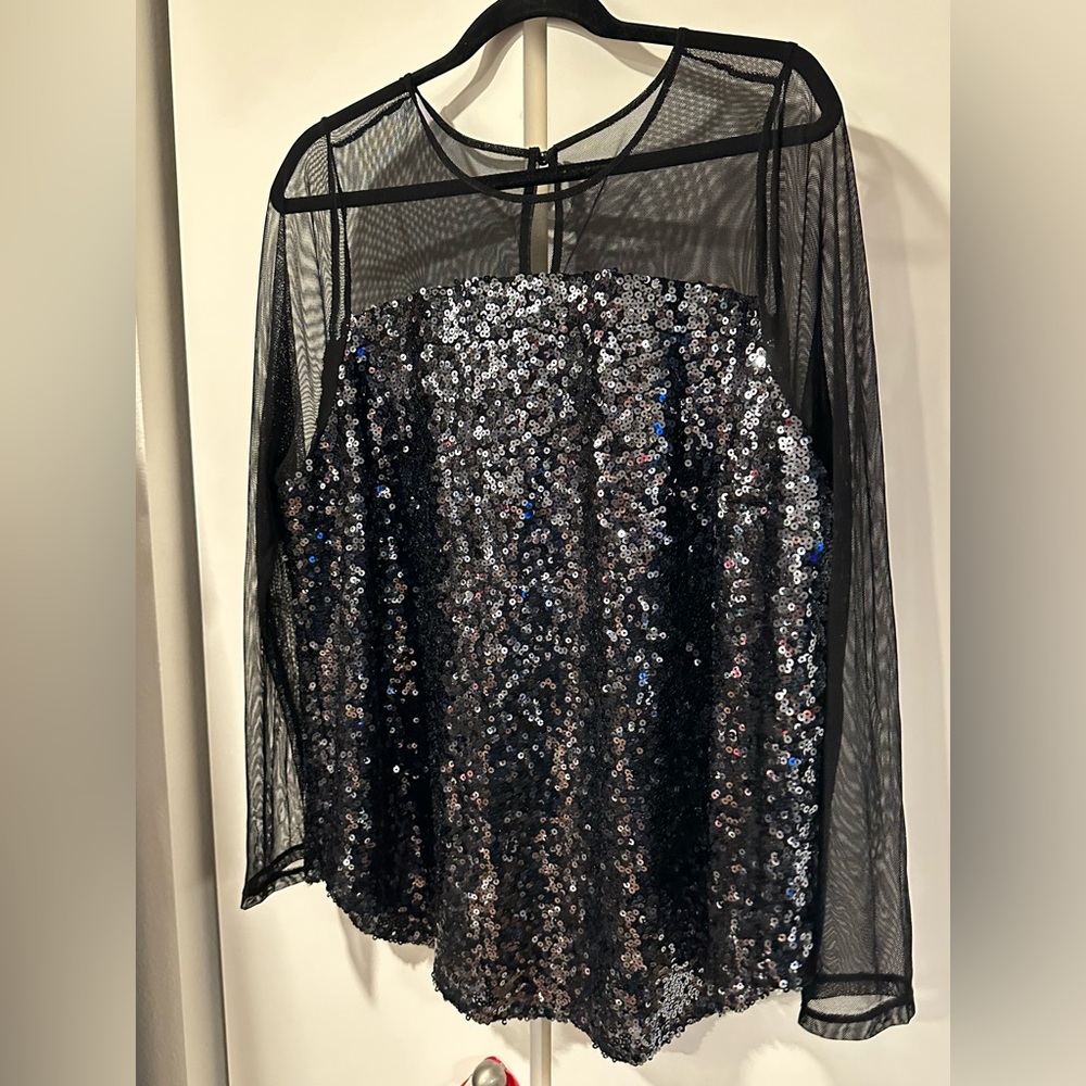 Torrid Black Sequin Mesh Top NWT Size 1 - Picture 11 of 13